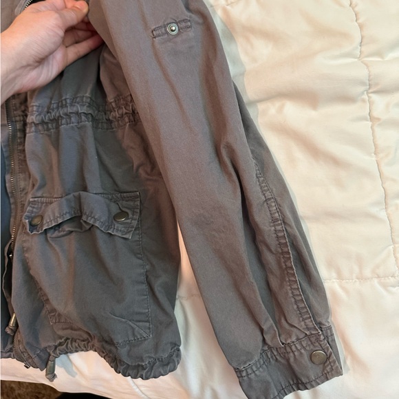 Life in Progress Utility Jacket - Picture 6 of 7